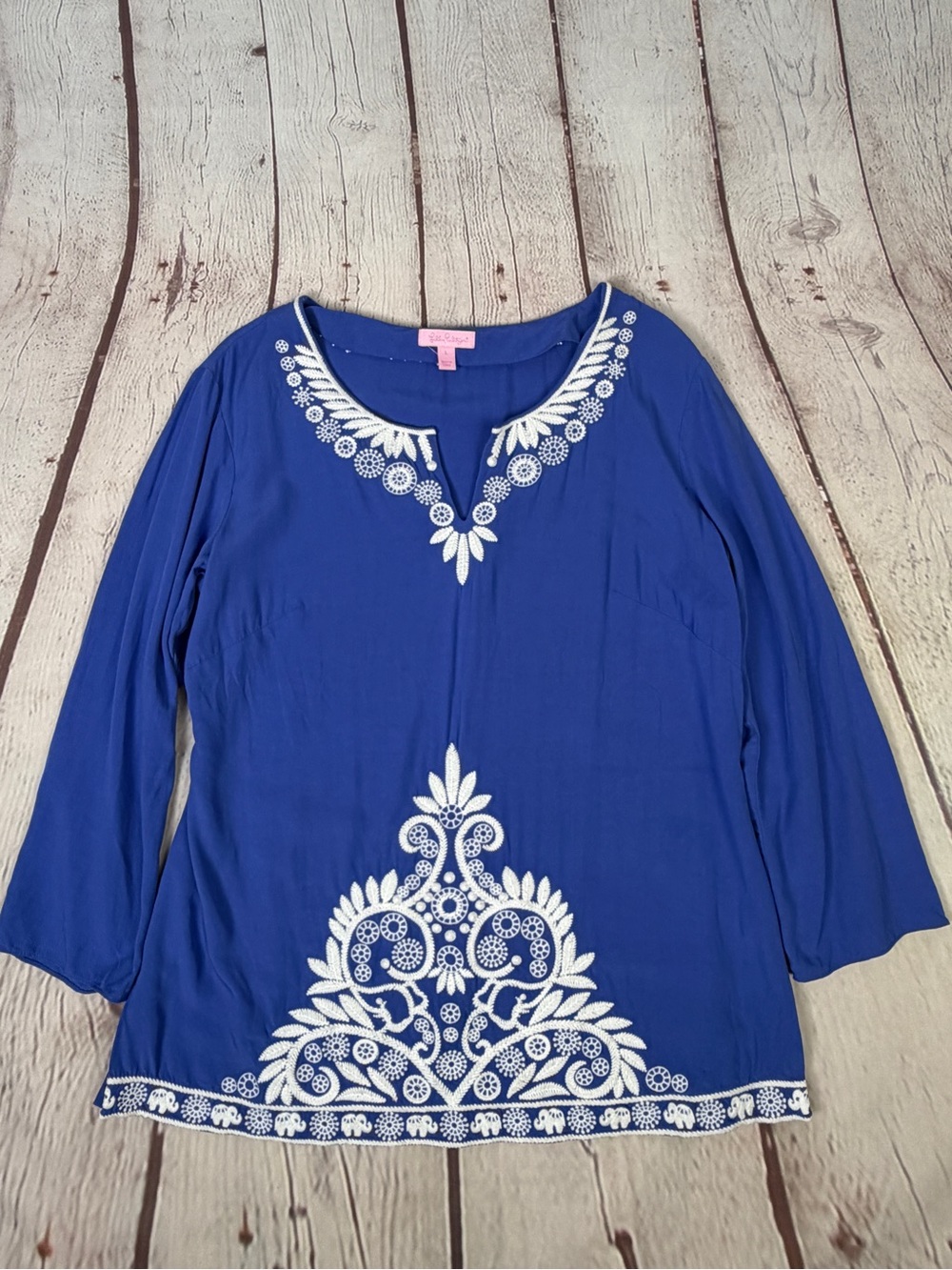 LILLY PULITZER Charlotte blue embroidered split-neck flowy tunic top, size L - Picture 6 of 12